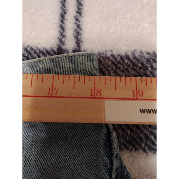 Madden NYC Jean Shorts Women's XL15 Blue Distressed Cut-Off Y2K Denim 36"Wx6" - Picture 14 of 14